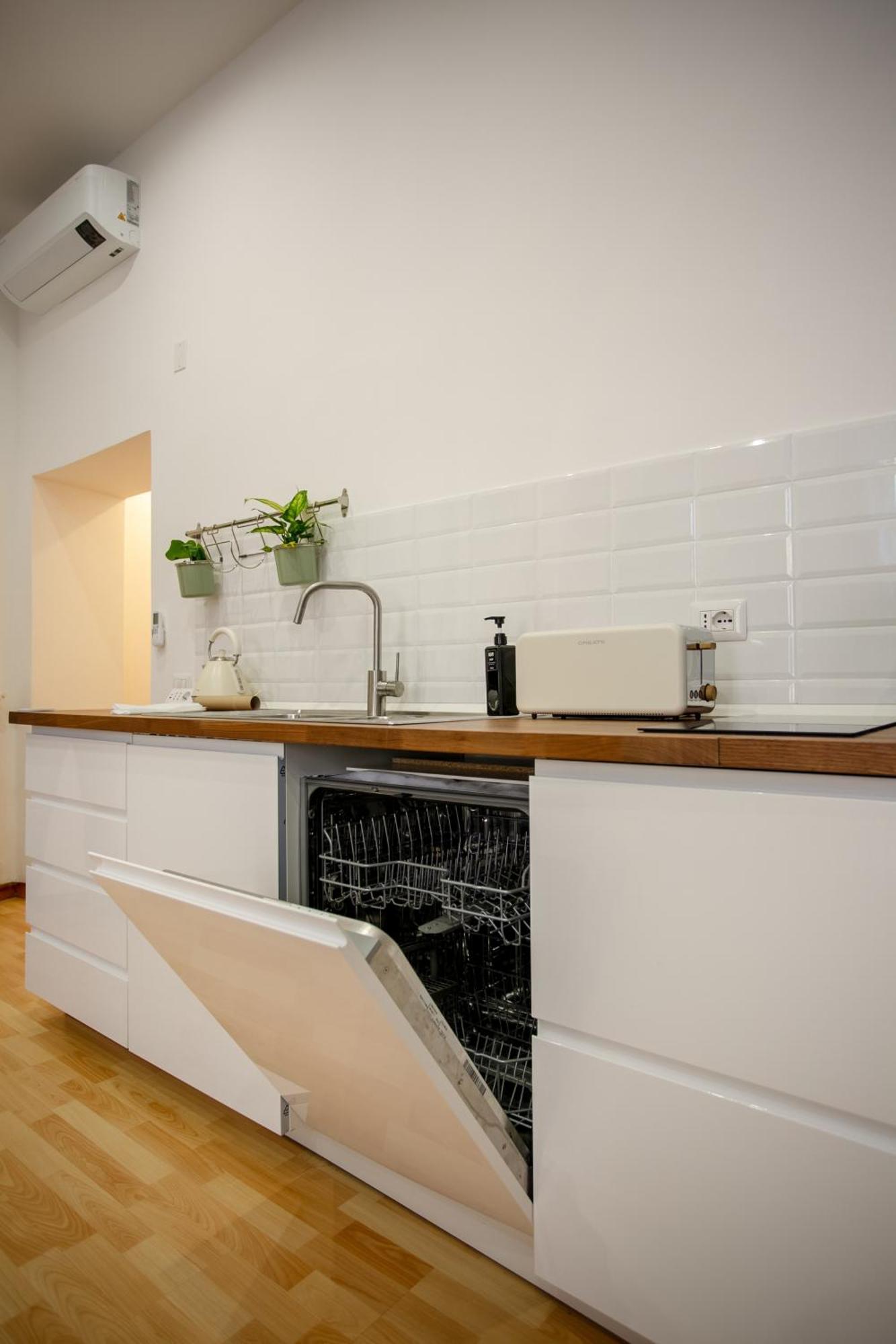 Apt Rome 5 Bdrms ภายนอก รูปภาพ